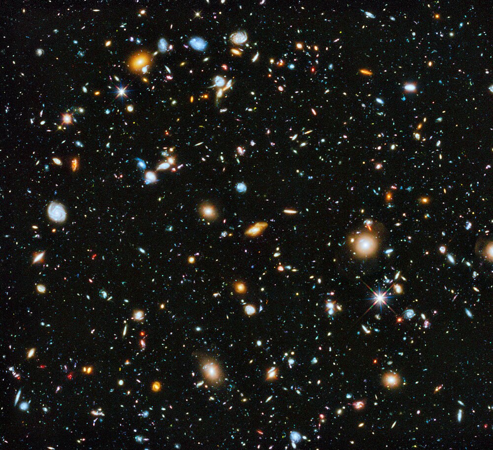 Hubble Uzay Teleskobu'nun 550 kilometre irtifadaki yörüngesinden yakaladığı evrenin en derin gökada tarlası