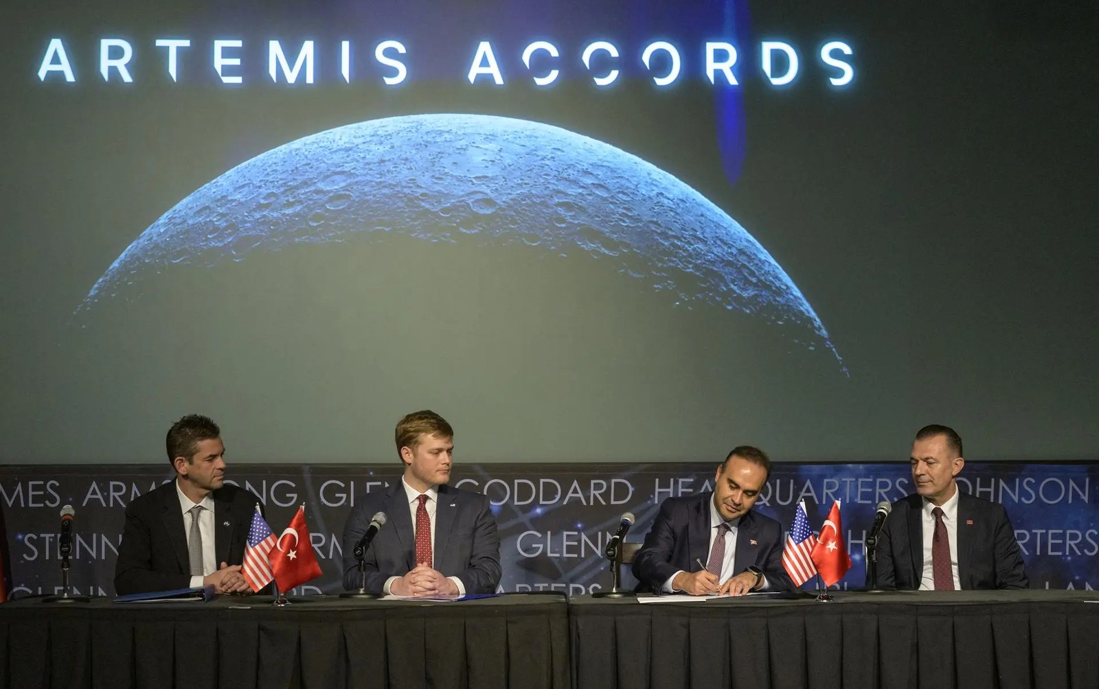 NASA Welcomes Türkiye as Newest Artemis Accords Signatory