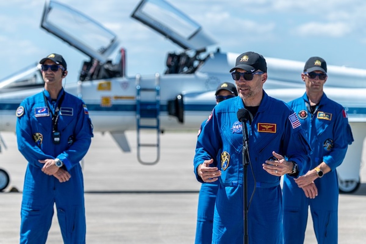 Uluslararası Uzay İstasyonu'na Yönelik Yeni Ekibin Florida'ya Ulaşması