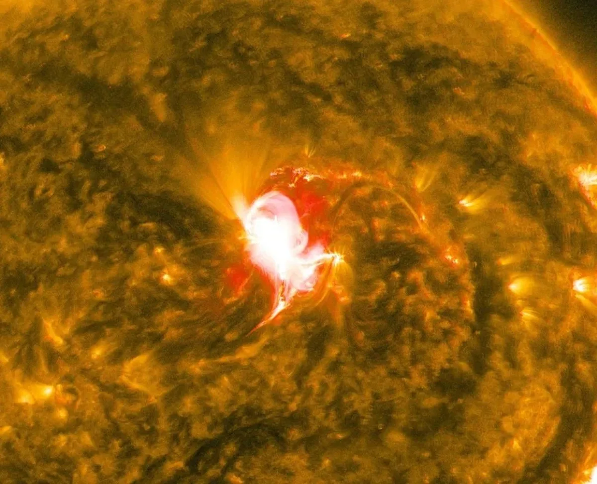 This is the mid-level flare referred to in the research. This image is from the Solar Dynamics Observatory, not IRIS. Image Credit: NASA/SDO